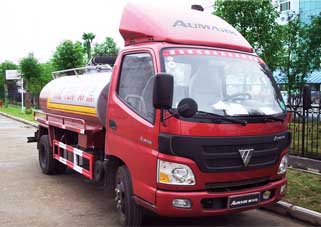 奧鈴吸糞車(chē)