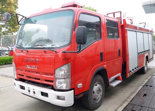 五十鈴泡沫消防車(chē)(4-5T)